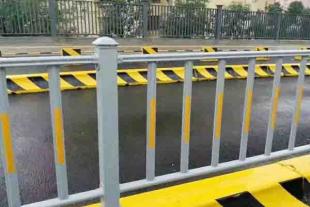 潍坊道路护栏厂家讲解道路护栏的安装