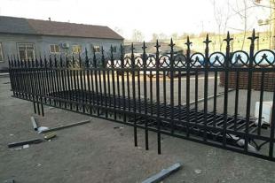 铁艺护栏的安装要求